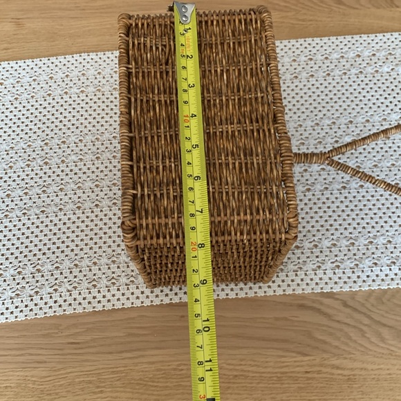 ☀️Weekend SALE✨ Picnic Basket 🧺 - Picture 4 of 7